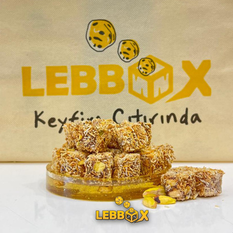 Kadayıflı Antep Fıstıklı Mini  Lokum